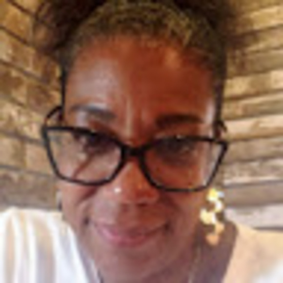 Meet your Posher, Kim - Picture 1 of 1